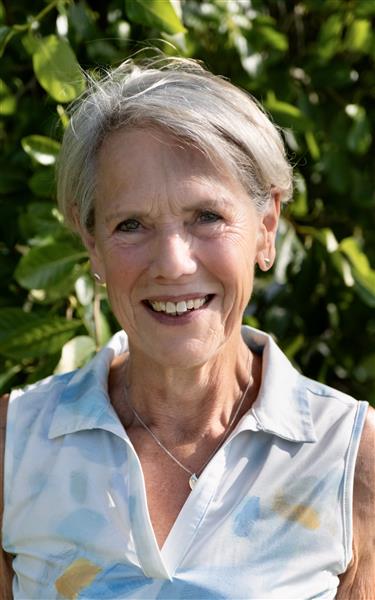 Inez van Bezouw