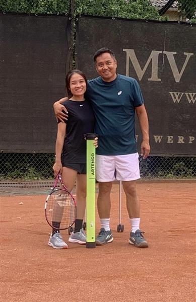 Uy & Nhu