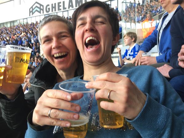 Isabel & Heidi