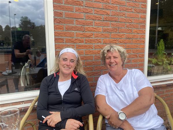 Linda & Anneke